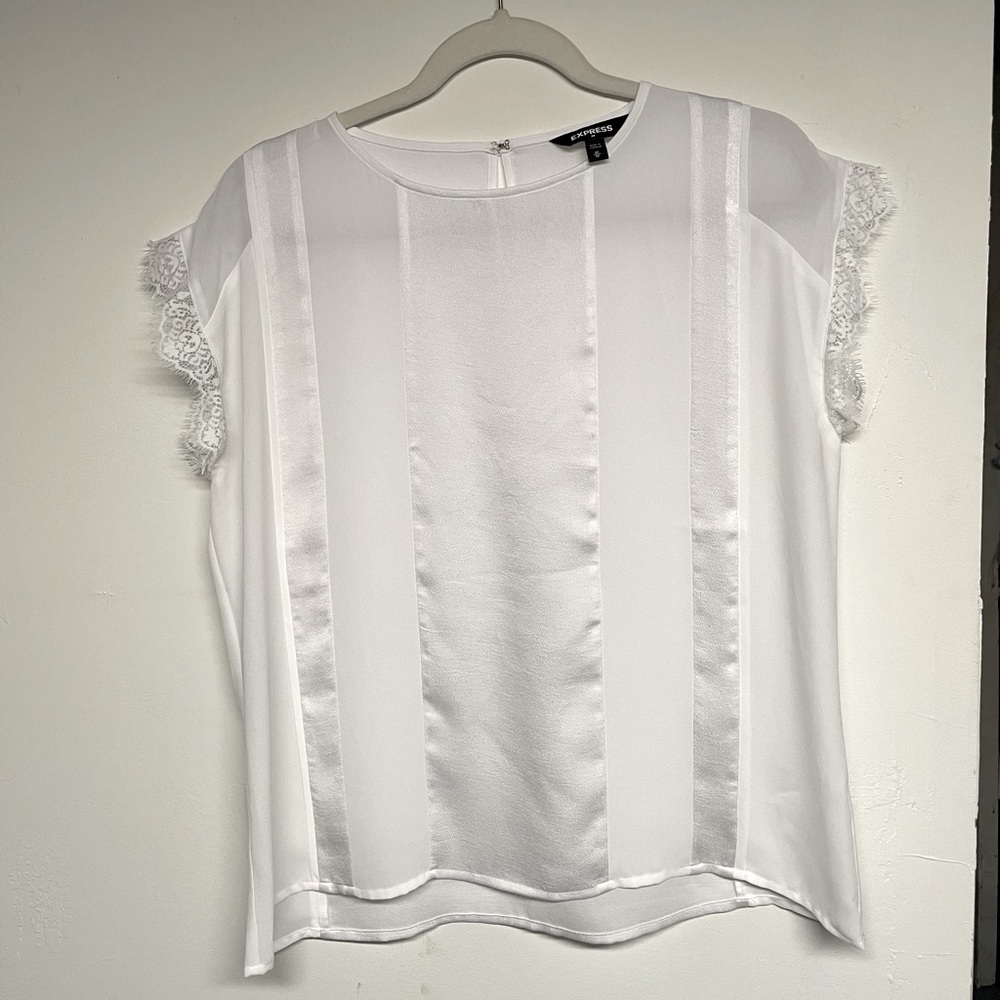SOLD**Sheer & Lace Top